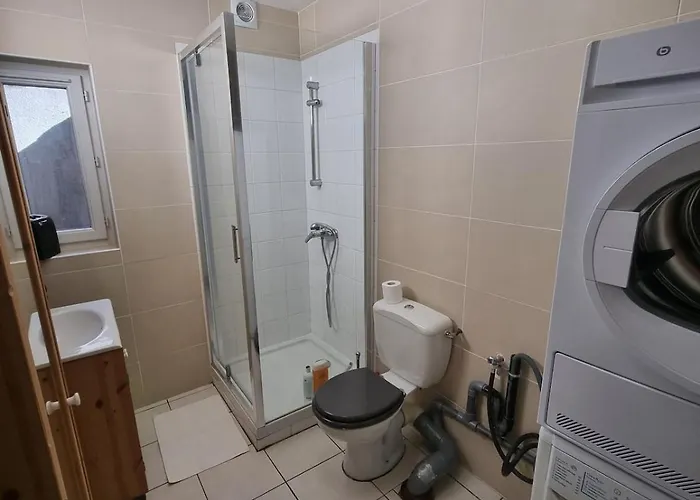 Le Pierre #quartier Historique#calme Apartment